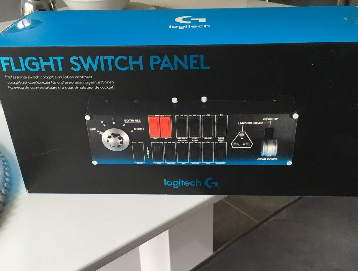 Test Complet et Avis sur le Logitech G Saitek Pro Flight Switch Panel Panneau de Commutateurs pour Simulateur de Vol