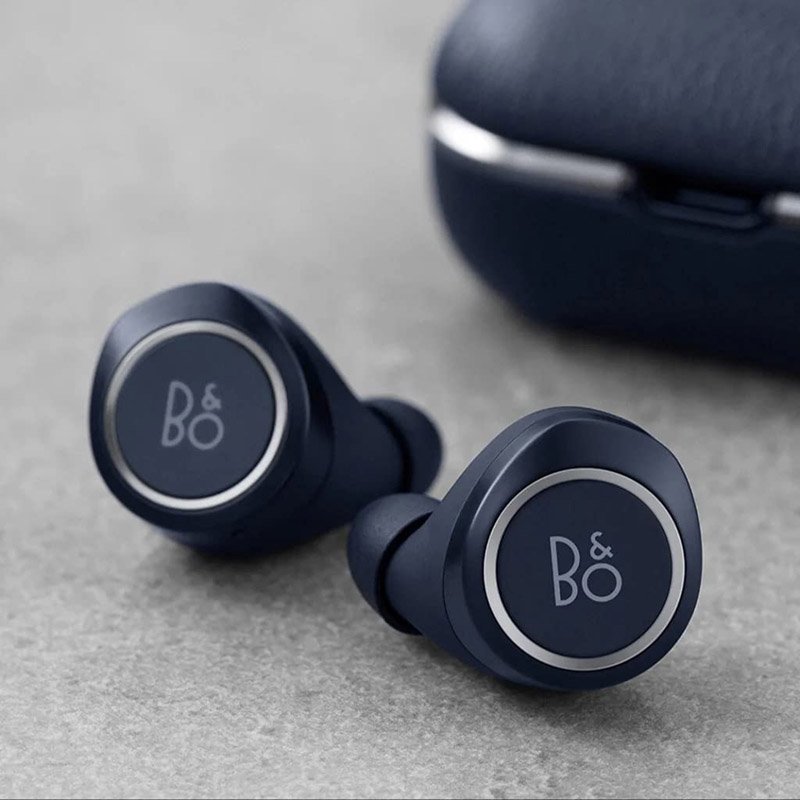 avis - Bang & Olufsen Beoplay E8 2.0 Écouteurs haut de gamme Bluetooth entièrement sans Fil et Station de Charge, Bleu Indigo