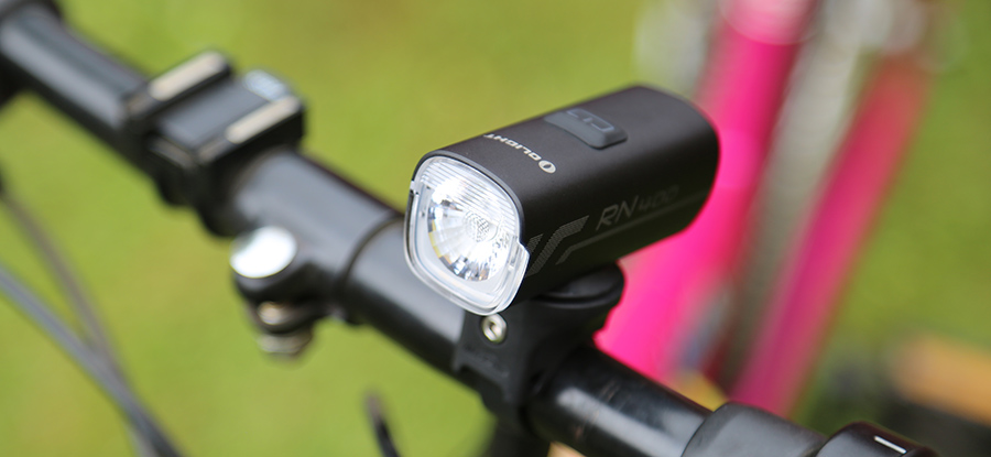 Test sur la Lampe Olight RN 1500 Éclairage Avant Vélo VTT 1500 Lumens