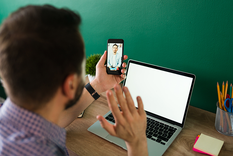 Transformez votre iPhone en webcam pour Mac et PC : La solution ultime