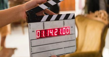 Trump affirme que ses tarifs cinématographiques visent à soutenir Hollywood, pas à l'affecter