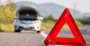 La nouvelle escroquerie du kit de secours gratuit : une arnaque dévastatrice