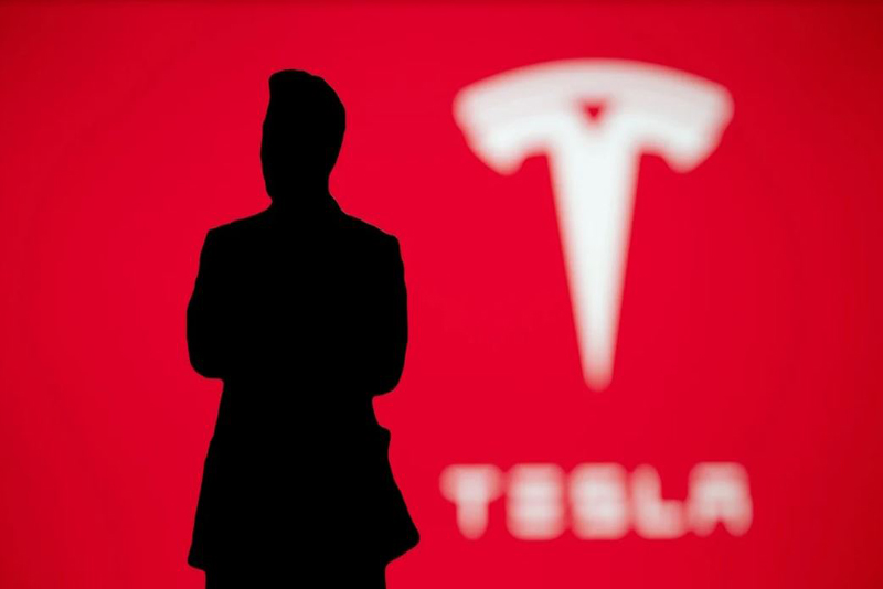 Le conseil d'administration de Tesla dément les rumeurs sur le remplacement d'Elon Musk