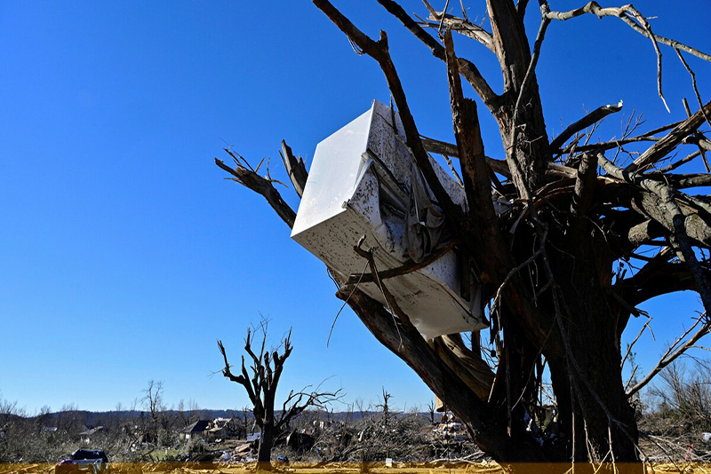 Les Tornades Dévastatrices au Kentucky Ravivent les Inquiétudes sur les Systèmes d'Alerte Météorologique aux États-Unis