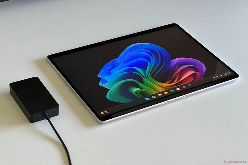 Microsoft augmente les prix de base des Surface de 20 pour cent