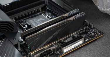 PCIe 7.0 Un Avenir Prometteur, mais Pas Encore pour Vous