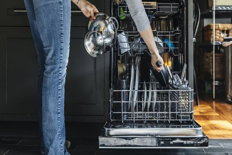 11 objets à ne plus jamais mettre au lave-vaisselle (et vous devriez en faire autant)
