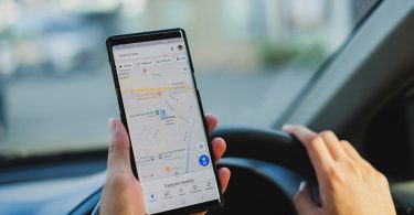 Découvrez cette fonctionnalité cachée de Google Maps pour améliorer votre localisation sans signal GPS