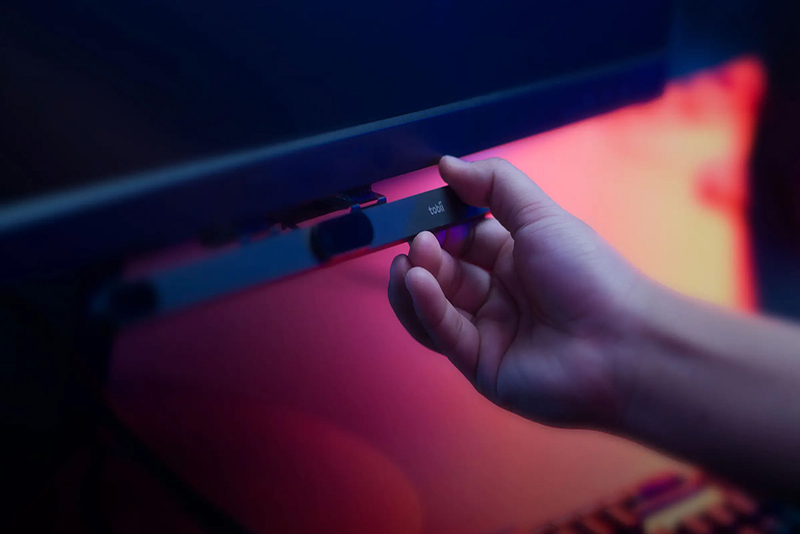 Tobii Eye Tracker 5 Test Complet 2025 - L'Eye Tracking Gaming Qui Change Tout !
