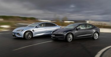 BYD Seal contre Tesla Model 3 le duel ultime pour la suprématie des berlines électriques en 5 rounds