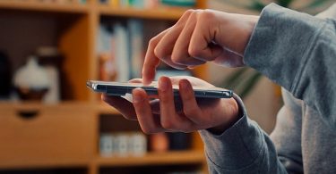 La fonctionnalité Entourer pour chercher révolutionne la traduction de texte dynamique