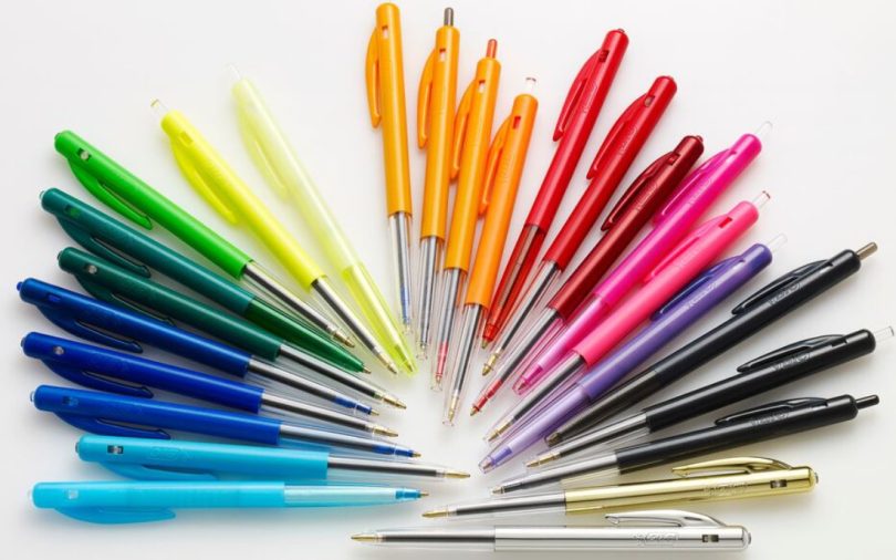 Stylo BIC - Bic cristal - Incontournable depuis 1950 ce produit culte dépasse les 100 milliards de ventes