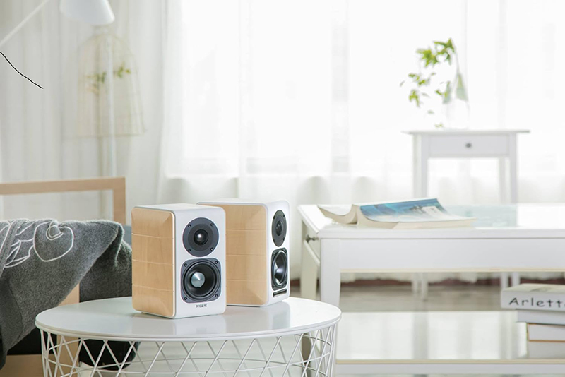 Test Edifier S880DB Les enceintes bibliothèques qui conjuguent style et performance