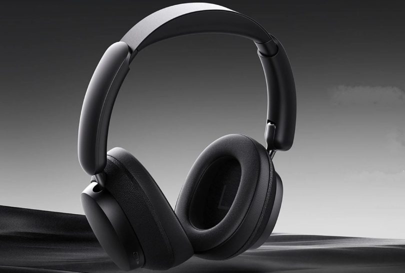 Casque sans fil over-ear Honor Choice Codeler Headphones 2 en finition noire mate avec coussinets cuir et arceau métallique fin, photographié sur fond gris dégradé en studio