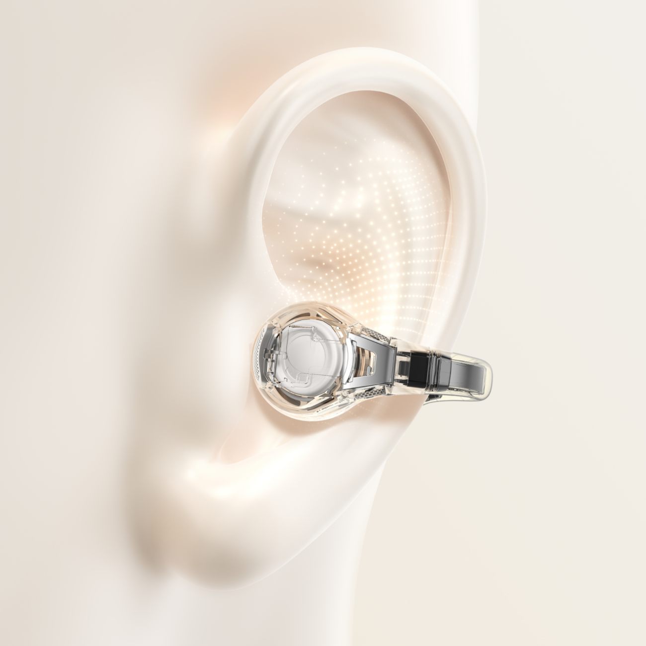 Vue éclatée et transparente en gros plan d'un écouteur OPPO Enco Clip2 (Luminous Gold), révélant l'architecture acoustique interne : le système à double driver dynamique coaxial 9+11 mm, le DAC dédié et la structure Dipole Sound Field. Les ondes sonores sont illustrées par des pointillés lumineux vers l'oreille.