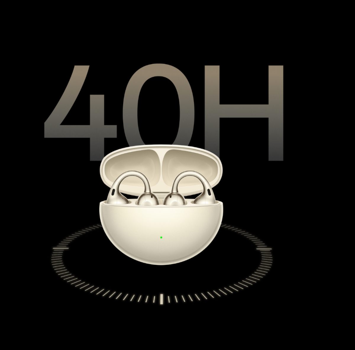 Visuel promotionnel montrant le boîtier de charge ouvert des OPPO Enco Clip2 (Luminous Gold) avec l'inscription "40H" en arrière-plan, symbolisant l'autonomie totale record de 40 heures en mode AAC.