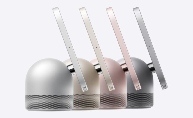 Quatre Apple HomeView vus de dos en argent, lumière stellaire, rose et gris sidéral, avec leur écran de 7 pouces relié par une charnière en acier à un socle haut-parleur en forme de dôme