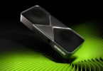 La carte graphique Nvidia GeForce RTX 5090 Founders Edition, équipée de la puce GB202 et de 32 Go de GDDR7, sur un fond noir strié de lignes vertes