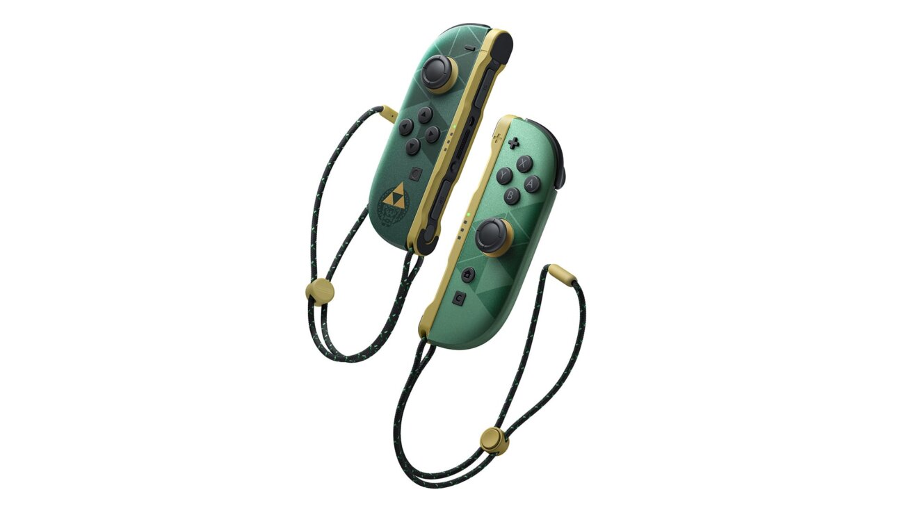 Paire de Joy-Con 2 verts et dorés de la Switch 2 édition 40e anniversaire de The Legend of Zelda, avec la Triforce et leurs dragonnes assorties, visuel officiel Nintendo