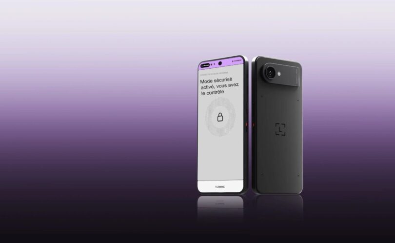 Ledger Atom vu de face avec l'écran du mode sécurisé Ledger OS et de dos avec son module photo, appareil Android de 6,8 pouces à puce sécurisée