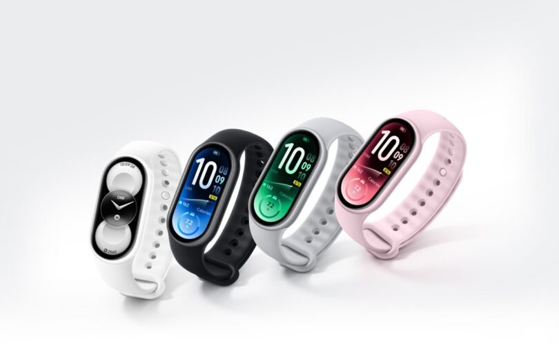 Xiaomi Smart Band 11 en quatre coloris, blanc nacré Édition Céramique, noir minuit, argent glacier et rose mystique, avec écran AMOLED de 1,72 pouce